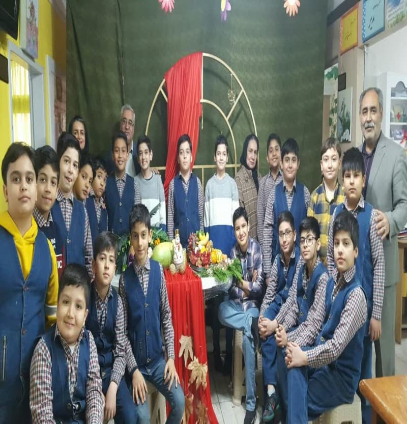دانش آموزان و جشن یلدا 1402