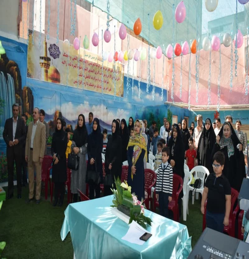 مراسم تقدیر از دانش آموزان و والدین محترم  کارا