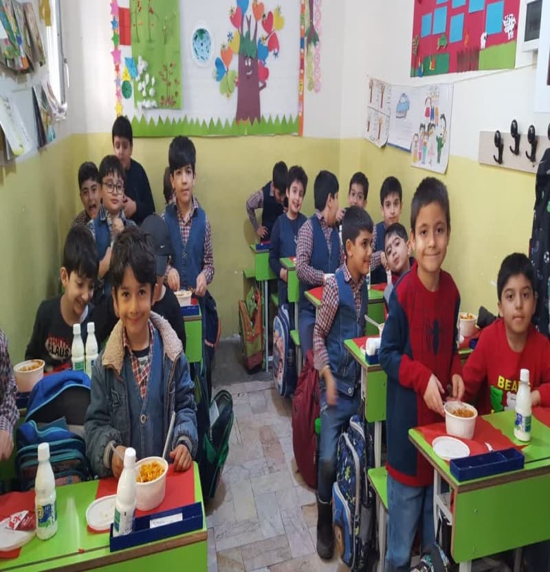 مراسم اجرای طرح سفره دوستی وشادی آفرینی  در روزهای پایانی اسفند 1402